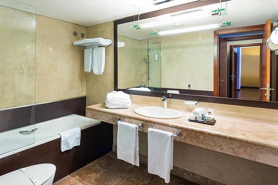 Legendary Apart-hotel 4*